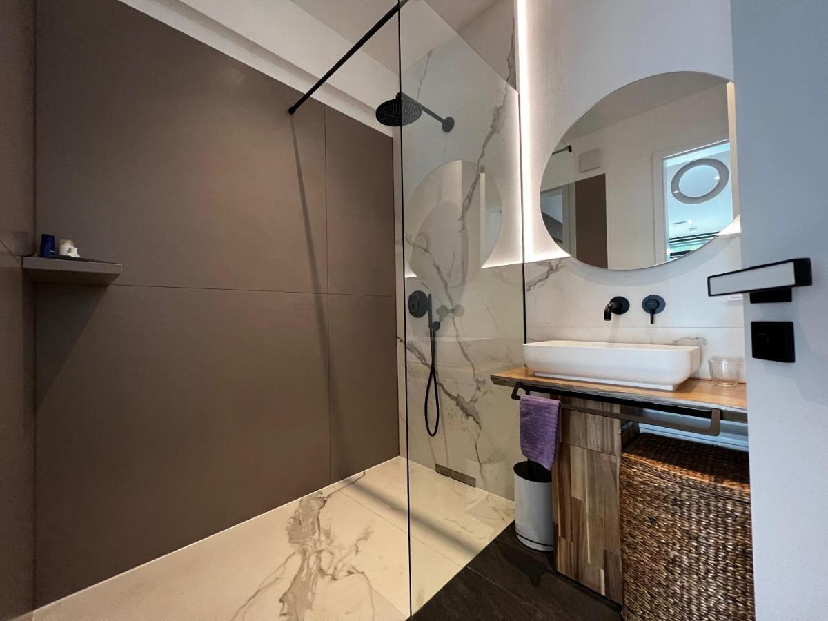 Neues Exclusives 2 Schlafzimmer Apartment Amburgo Esterno foto